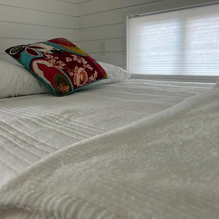 Entirely Private Tiny Home - 1 Mile To Uf 게인즈빌 외부 사진